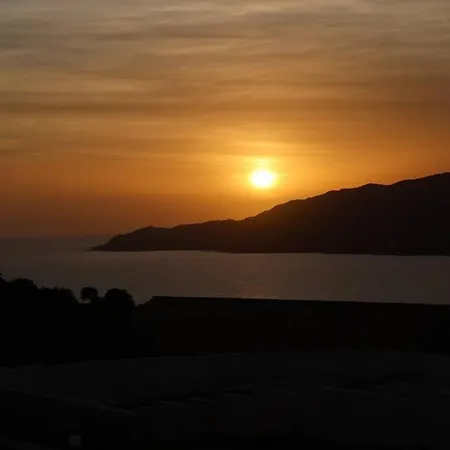 Chez Adrien 108-appartement Magnifique Vue Piscine Chauffee アパート
