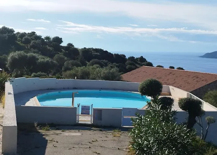 Chez Adrien 108-appartement Magnifique Vue Piscine Chauffée Appartement Serra-di-Ferro (Corsica)