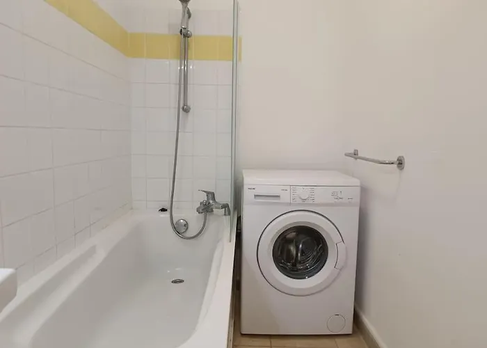 Chez Adrien 108-appartement Magnifique Vue Piscine Chauffée *