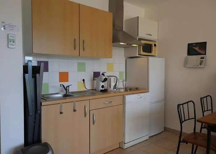 דירה Chez Adrien 108-appartement Magnifique Vue Piscine Chauffee סרה-די-פרו